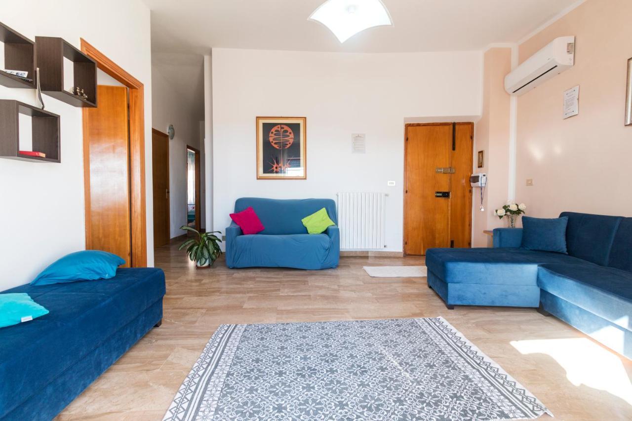 White Rose Suite Apartment Cala Gonone Luaran gambar
