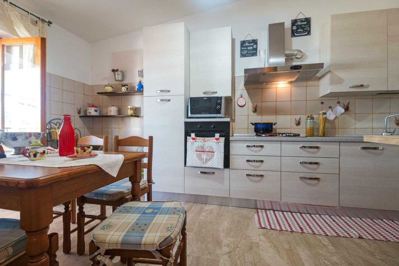 White Rose Suite Apartment Cala Gonone Luaran gambar